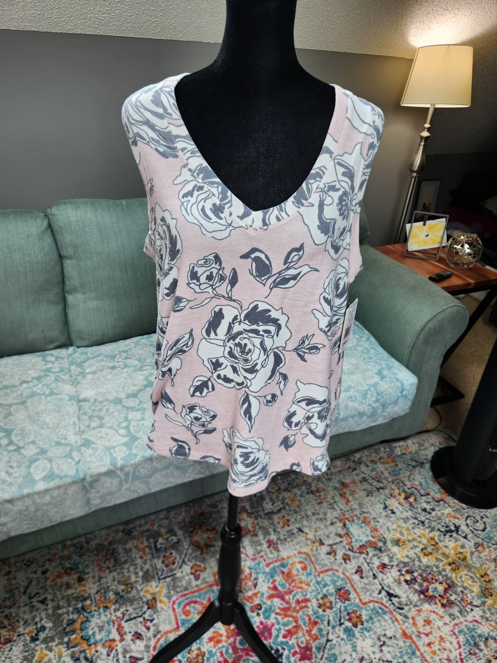 Pj Salvage Sleeveless Pink Floral V-Neck Top Size 14 NWT New!